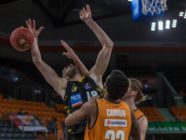 用一个人的 用一个人的