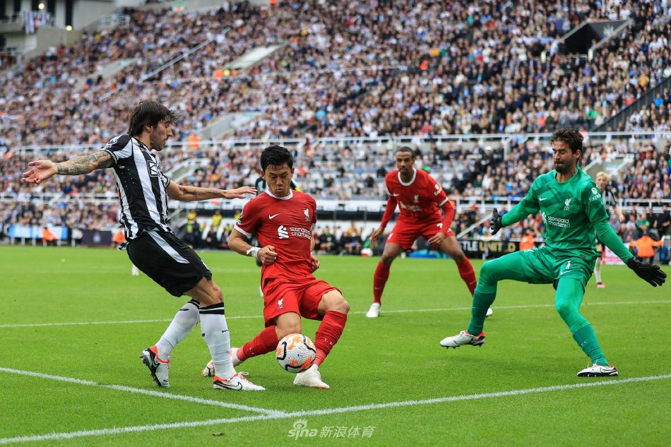 场比赛中 场比赛中